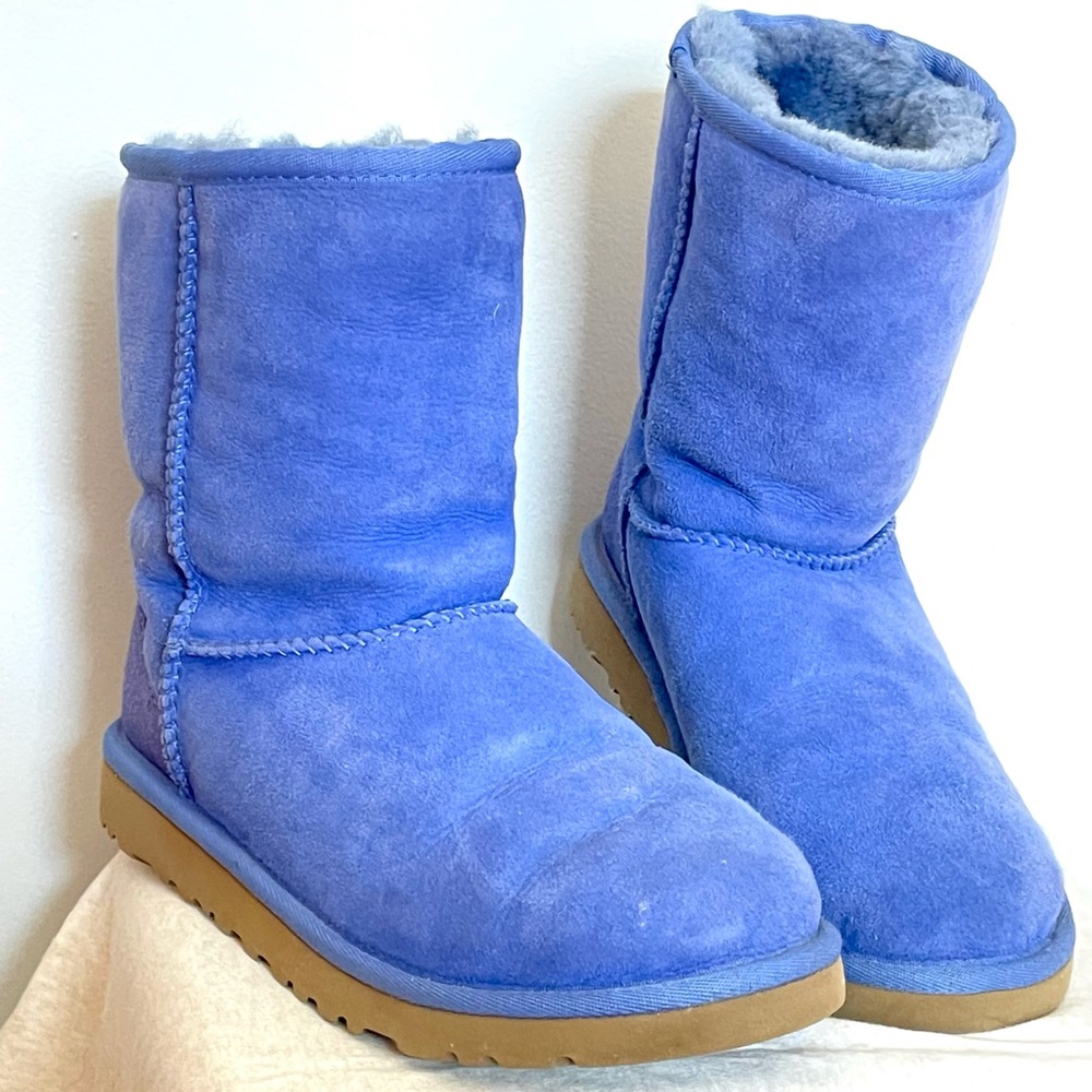 Rare Authentic Electric Blue Uggs